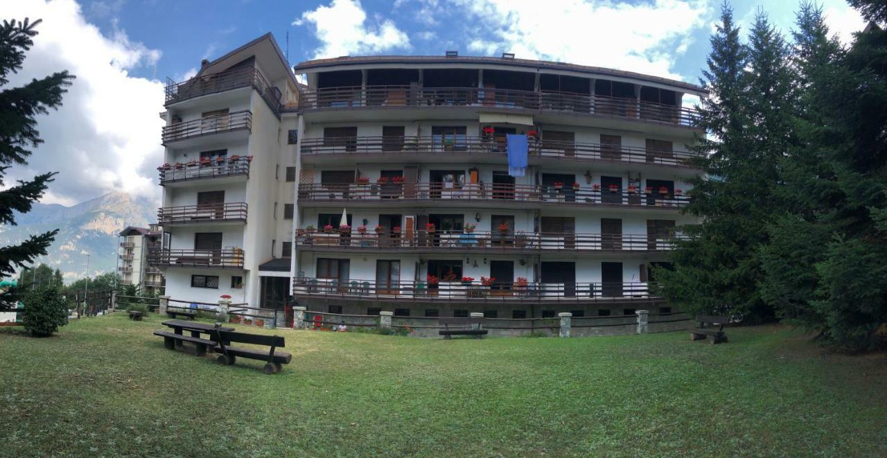 Ferienwohnung Il Balcone Delle Alpi Oulx Exterior foto